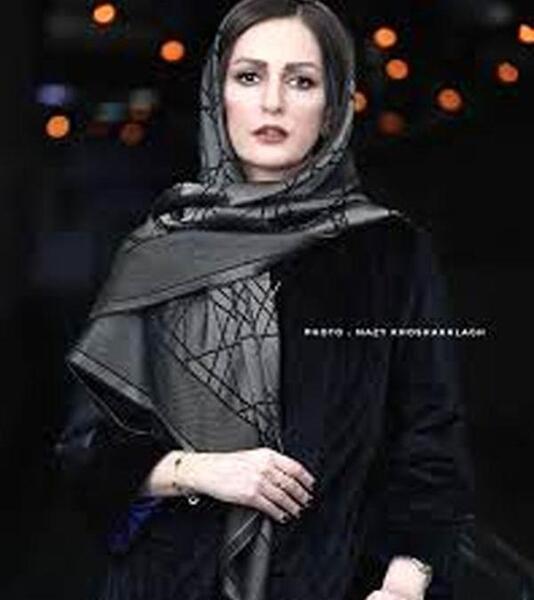عکس شقایق تاجیک