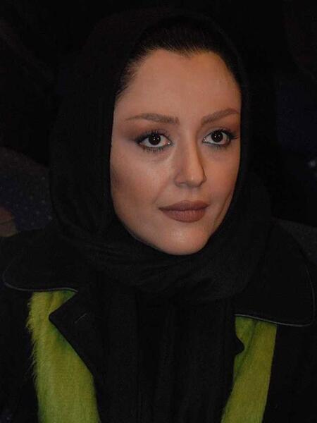 عکس شقایق تاجیک
