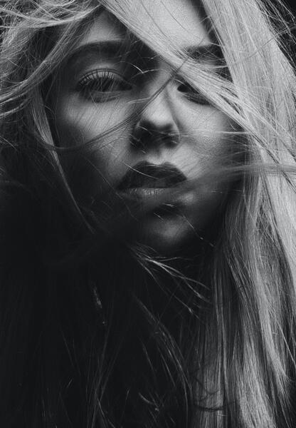عکس سیاه فانتزی برای پروفایل