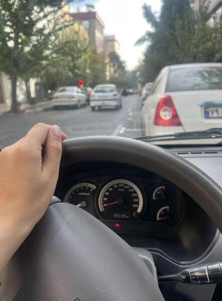 عکس فرمون ماشین پراید