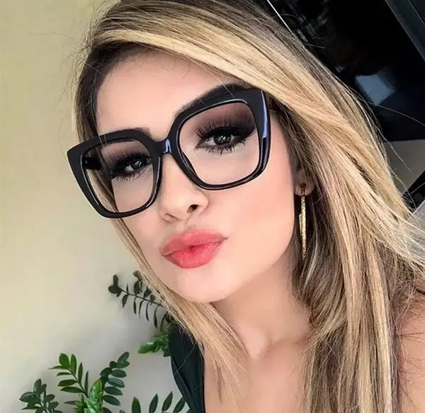 عکس عینک طبی زنانه جدید