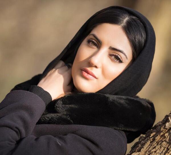 عکس هلیا جلیل نژاد و پدرش