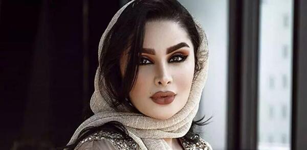 عکس دنیا جهانبخت با لباس عروس