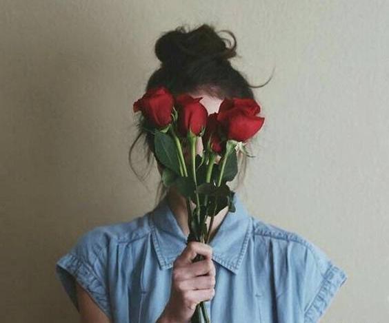 ژست عکس دخترانه ناز