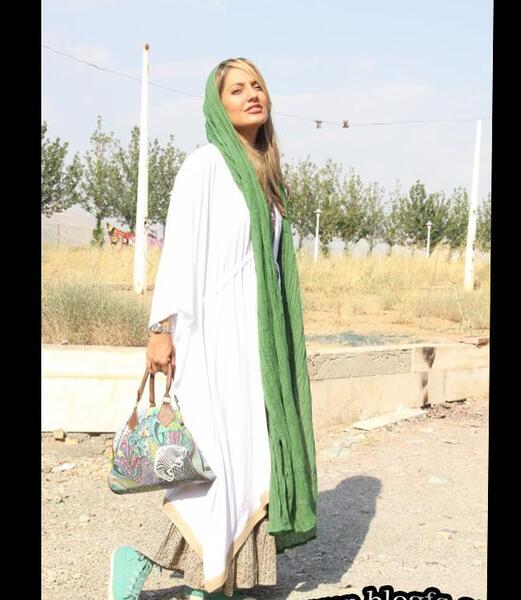 عکس بدون روسری نیوشا ضیغمی