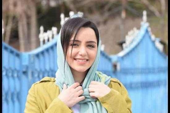 عکس بچگی نازنین بیاتی