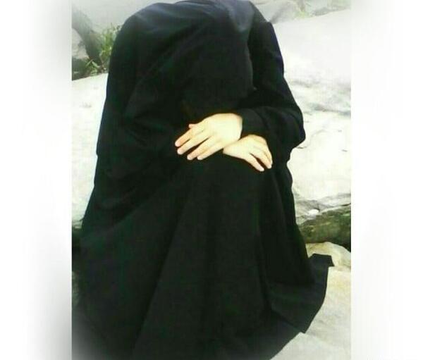 عکس چادری غمگین