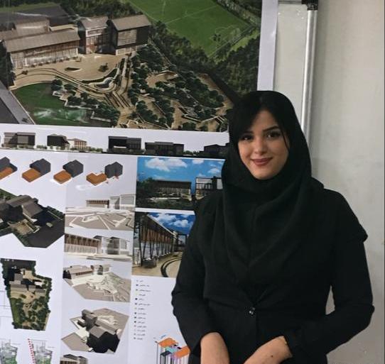 عکس زمین دور دیوار