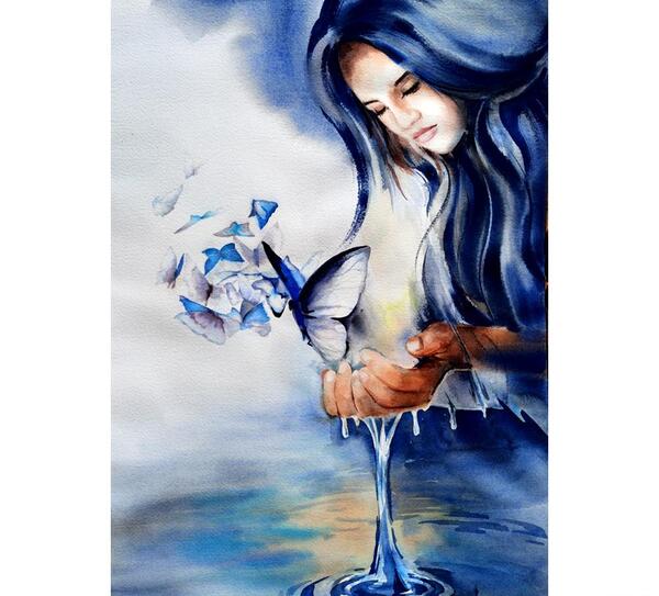 عکس دختر کفشدوزکی پروانه ای