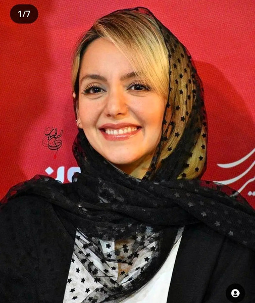 عکسی از نازنین بیاتی