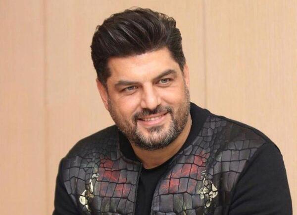 عکس سام درخشانی و مادرش