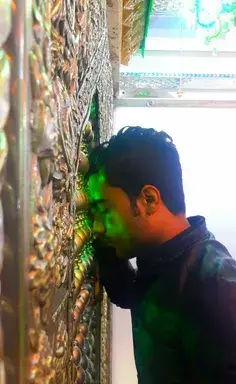 عکس پسر فیک عینکی
