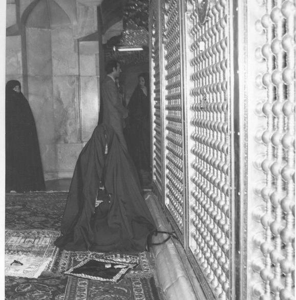 عکس فرح در حرم امام رضا