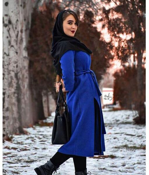 عکس مدل مانتو اسپرت رنگ سرمه ای