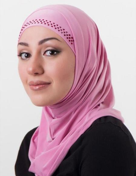 عکس آموزش دوخت مقنعه نقاب دار خانم عمرانی