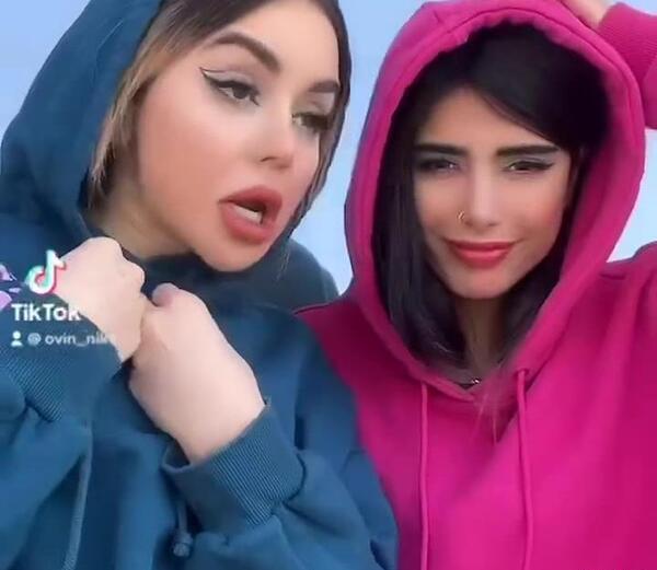 عکس نیکا فلاحی در ترکیه ویسگون