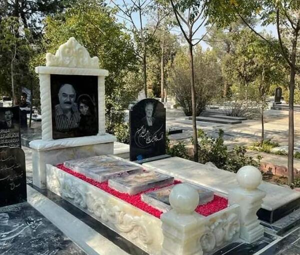 عکس سنگ قبر فروزان