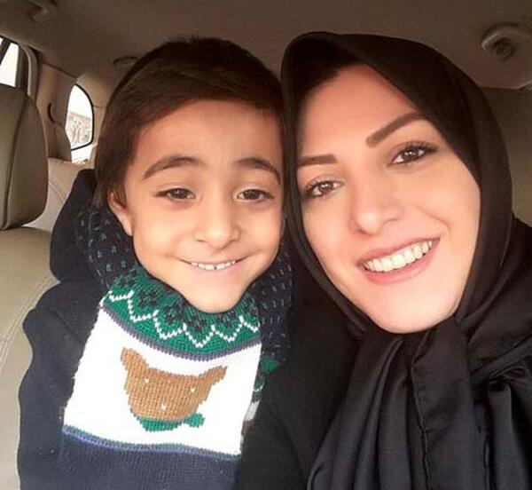 عکس مجری زن زنده رود