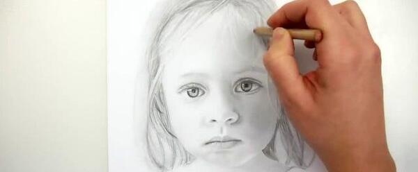 عکس دختر بچه طراحی سیاه قلم