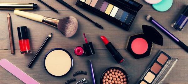 عکس پروفایل آرایشی و بهداشتی