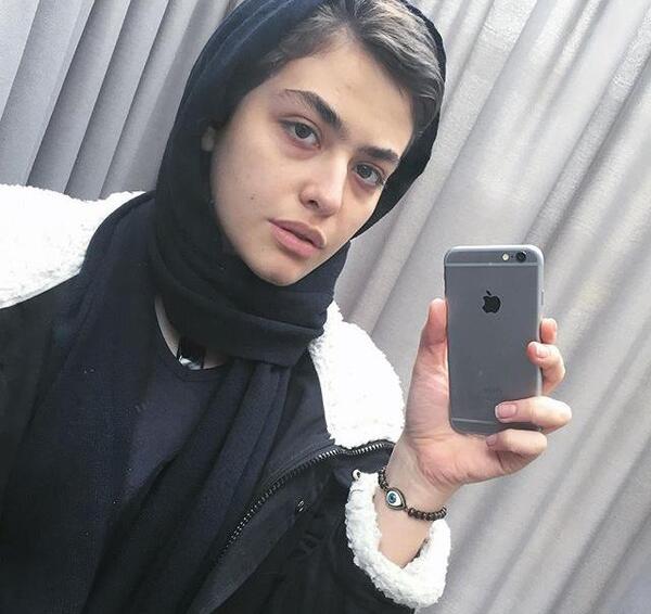 عکس های جدید ریحانه پارسا با مهدی کوشکی
