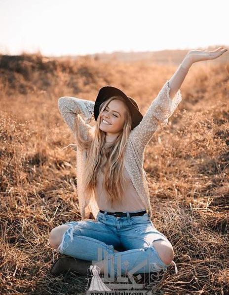 ژست برای عکس فضای باز