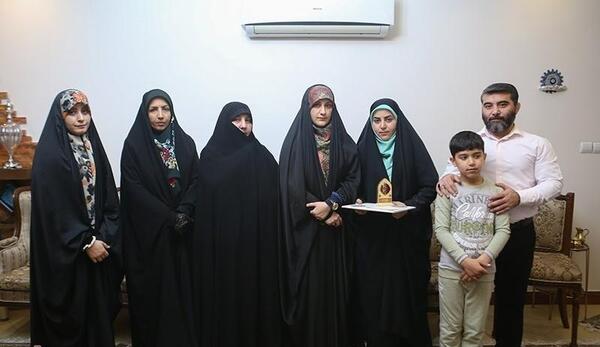 عکس پروفایل همسر مدافع حرم
