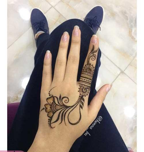 عکس نقش حنا روی دست عروس