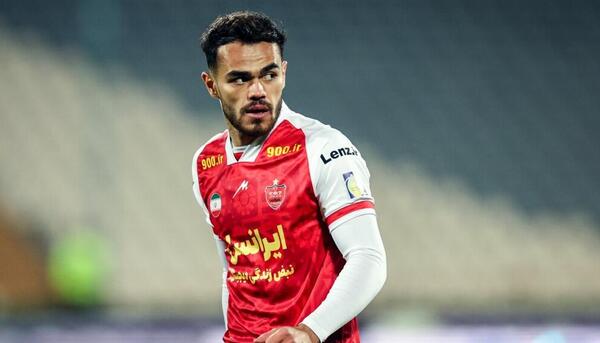 عکس وحید امیری با لباس پرسپولیس