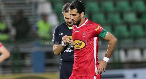 عکس وحید امیری با لباس پرسپولیس