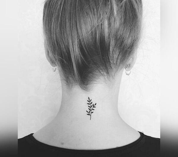 عکس تاتو دخترانه روی گردن