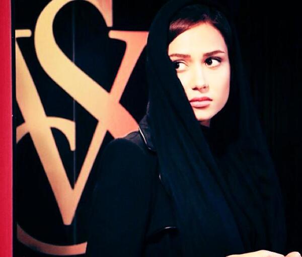 عکس سیاوش خیرابی در فیلم استخر