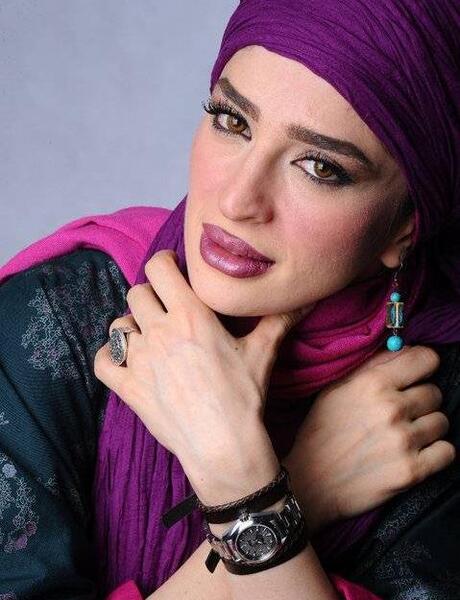 عکس پای عسل بدیعی