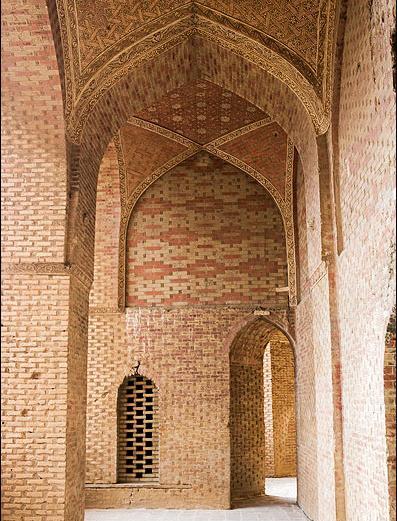 عکس داخل گنبد سلطانیه