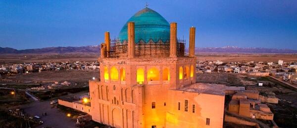 عکس داخل گنبد سلطانیه
