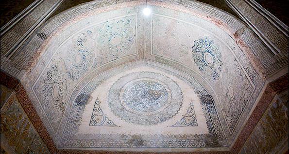 عکس داخل گنبد سلطانیه