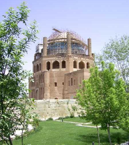 عکس داخل گنبد سلطانیه