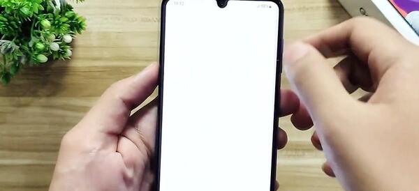 عکس گوشیa03