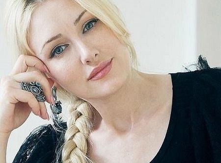 زیباترین عکس دختر گربه ای