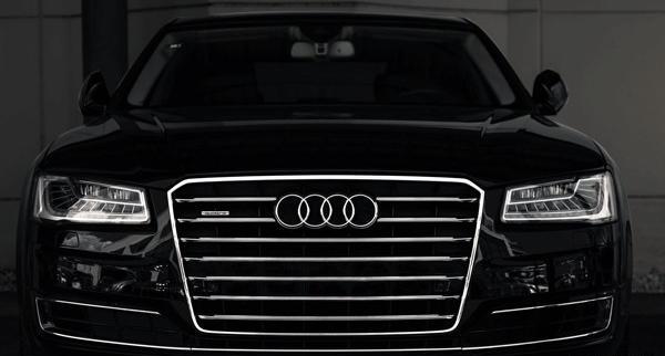 عکس ماشین آئودی a8