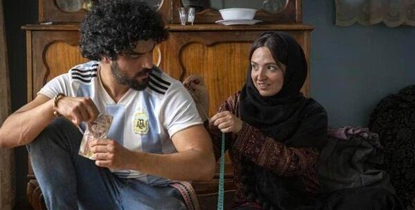 عکس ریحانه پارسا در فیلم آقازاده