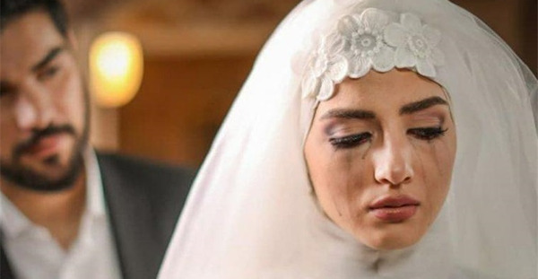 عکس ریحانه پارسا در فیلم آقازاده