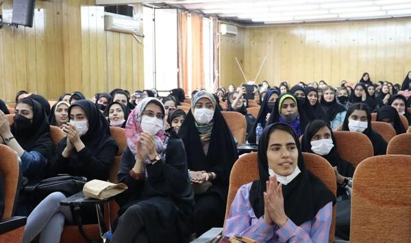 عکس مبینا اکبری