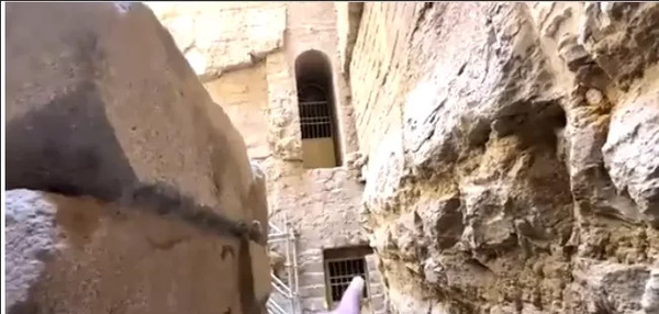 عکس زندان حضرت یوسف