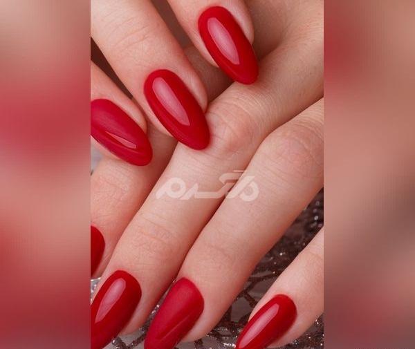 عکس لاک قرمز اکلیلی