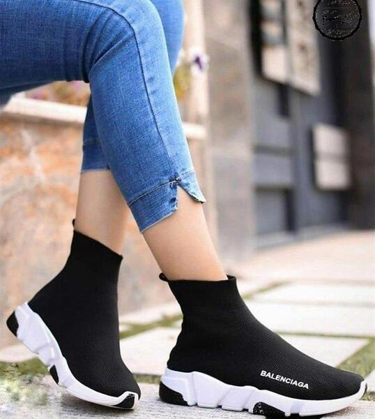 عکس کفش های اسپرت چراغدار