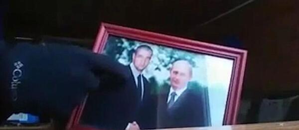 حلق آویز عکس طناب دار در خانه