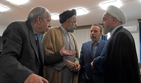 عکس خنده روحانی