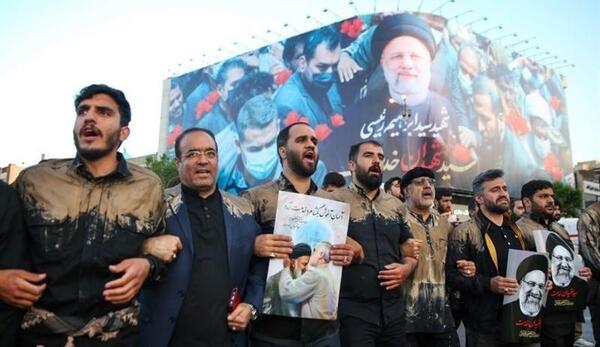 عکس خندان رئیسی