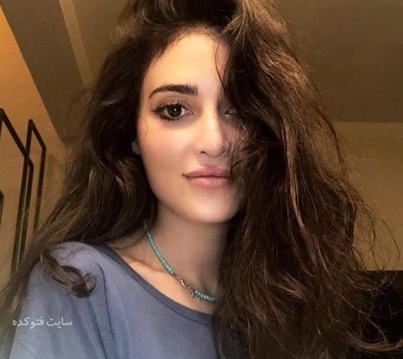 عکس زلیخا در فیلم چوکوروا